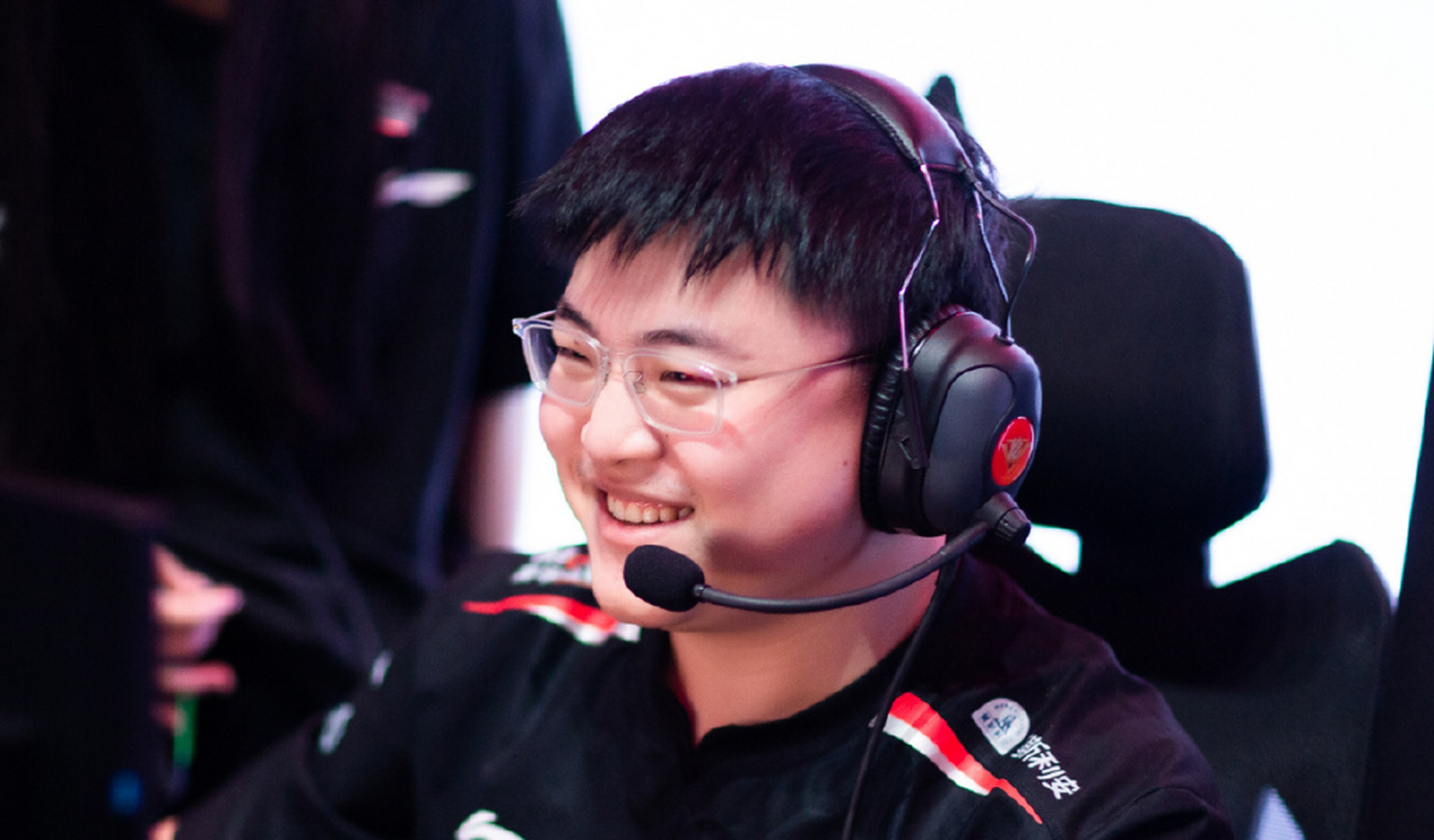 虎扑-Uzi连续二十场比赛得分超过出色防守，美国队不断突破！引发球迷热议的简单介绍