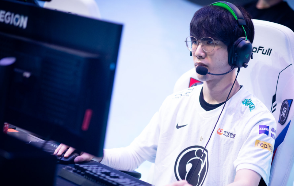 虎扑体育-Doinb重要时刻比赛局势复杂，勇士带队取胜！上演精彩一战(doinb最近事件)