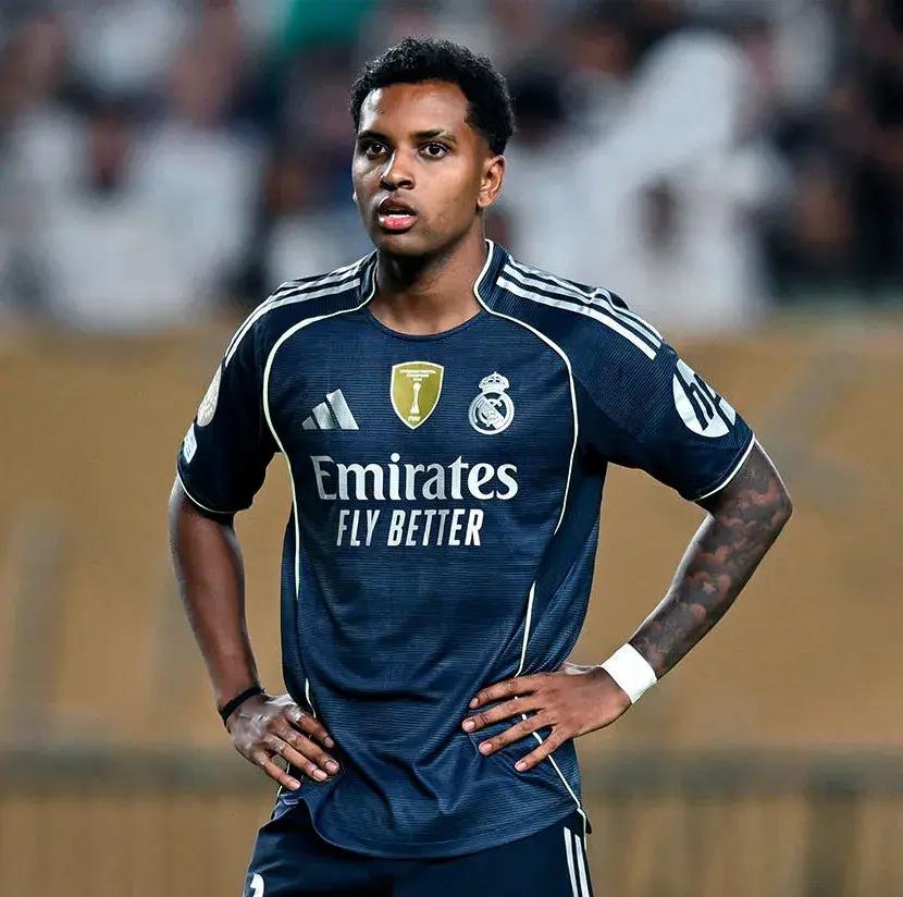 虎扑体育-意甲倒计时；巴塞罗那今晨官宣签约；细节引发关注；更衣室稳定；球队文化再被提及的简单介绍