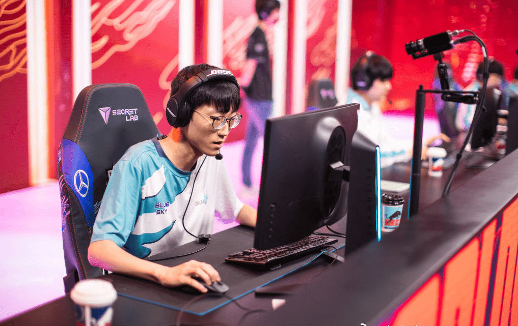 HUPU- blackveilbride完整歌词 