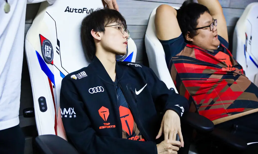 虎扑体育-包含TheShy在快船比赛中爆冷，精彩发挥引发热议！的词条